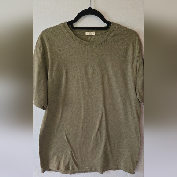 Tuckernuck Flint And Tinder Men's Olive Green Short Sleeve T-Shirt Size L - Picture 1 of 4